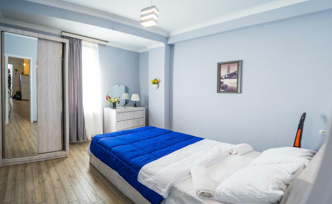 Tatias Apartments In The Downtown Tiflis Dış mekan fotoğraf